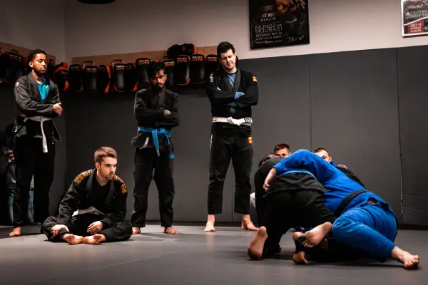 Brazilian Jiu-Jitsu training at Bravado BJJ in Saint-Hubert