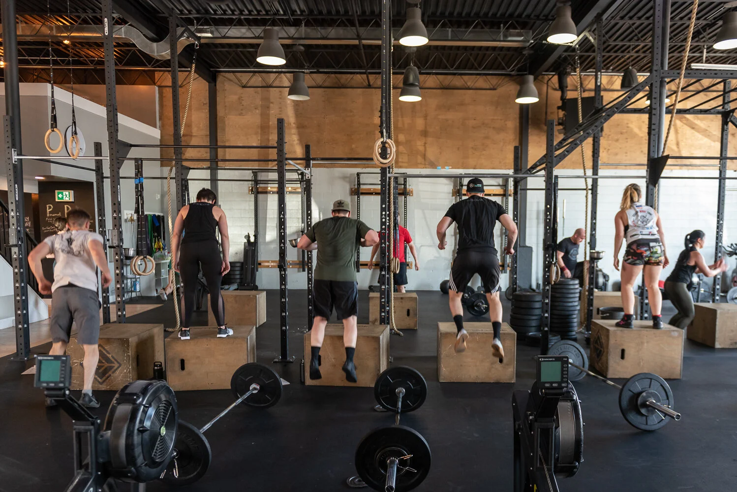 Crossfit Most athletes training together