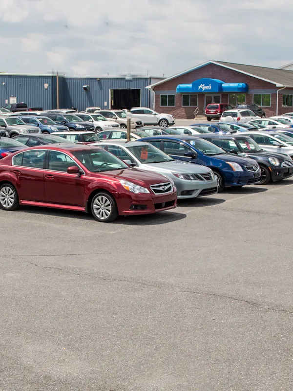Quality pre-owned vehicles at Park City Auto dealership lot in Winnipeg